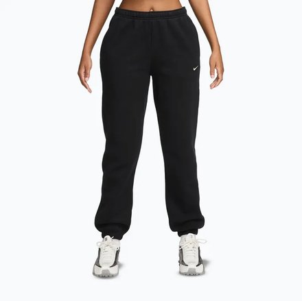 TOTAL BLACK